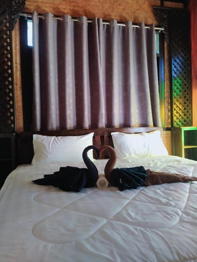 Ouychai Resort Home Stay Чиангмай Экстерьер фото