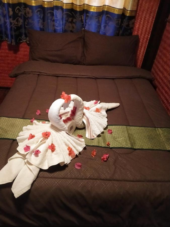Ouychai Resort Home Stay Чиангмай Экстерьер фото